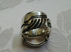 Whale ring