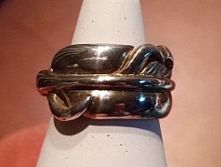 Feather ring